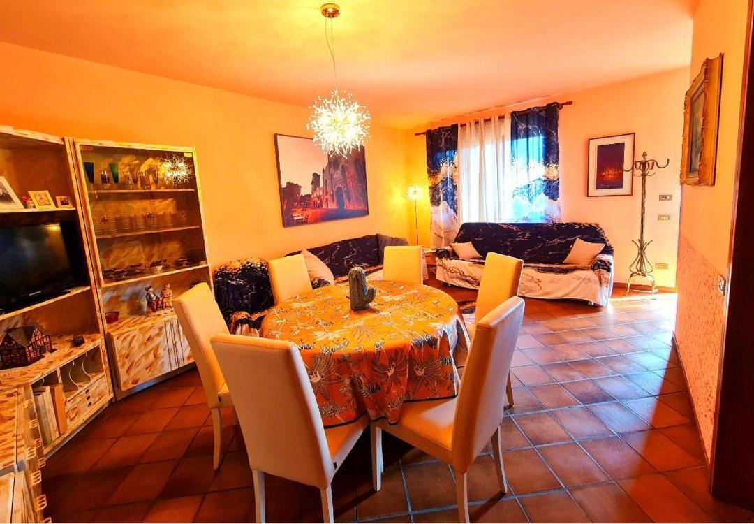 B&B Margot Albavilla Екстериор снимка